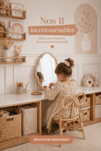 Une chambre d’enfant décorée dans un style chaleureux et créatif avec des jouets colorés et des couleurs douces.