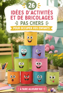 Un groupe d'enfants souriants en train de réaliser un bricolage coloré