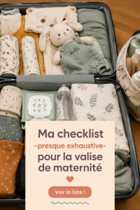 Checklist pour la valise de maternité avec des éléments essentiels pour les mères et les bébés