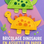 Dinosaures en assiettes en papier colorés, créés par des enfants lors d'une activité manuelle