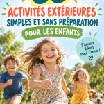 Des enfants jouant à un jeu d'extérieur simple dans un jardin ensoleillé.