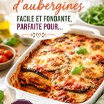 Plat de parmigiana d'aubergines fondante et colorée, prête à être servie.
