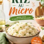 Assiette de riz au micro-ondes avec légumes colorés, idéal pour les enfants