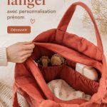 Sac à langer personnalisé avec le prénom d'un enfant.