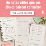 Un étudiant prenant des notes dans un carnet pendant un cours.