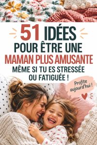 Une maman souriante jouant avec ses enfants dans le salon