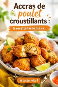 Des accras de poulet croustillants présentés sur une assiette garnie